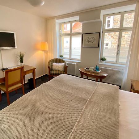 Deckerts Hotel Am Katharinenstift Lutherstadt Eisleben Extérieur photo
