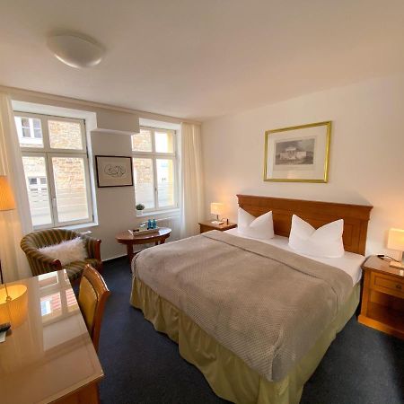 Deckerts Hotel Am Katharinenstift Lutherstadt Eisleben Extérieur photo