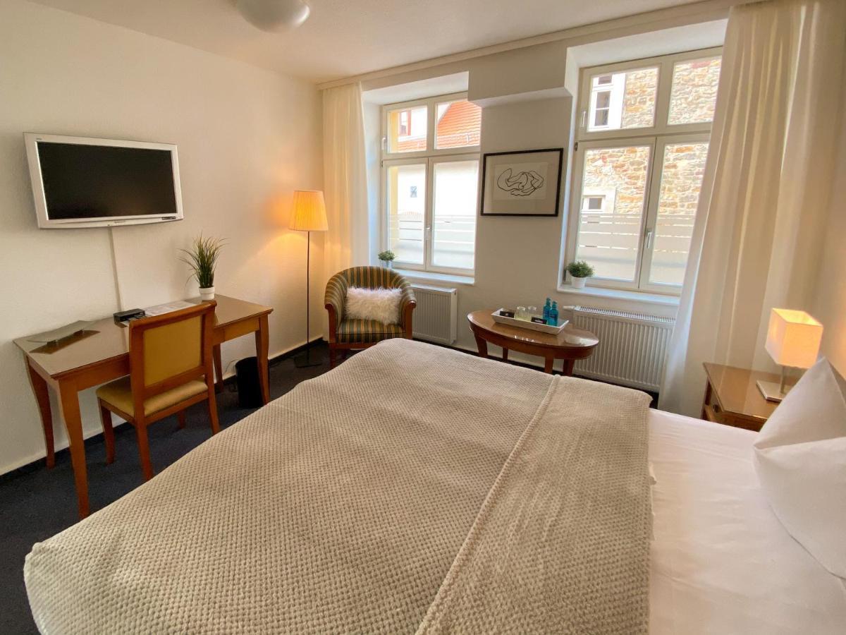 Deckerts Hotel Am Katharinenstift Lutherstadt Eisleben Extérieur photo
