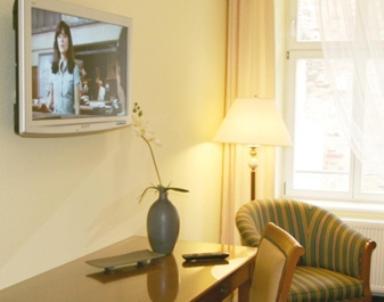 Deckerts Hotel Am Katharinenstift Lutherstadt Eisleben Chambre photo